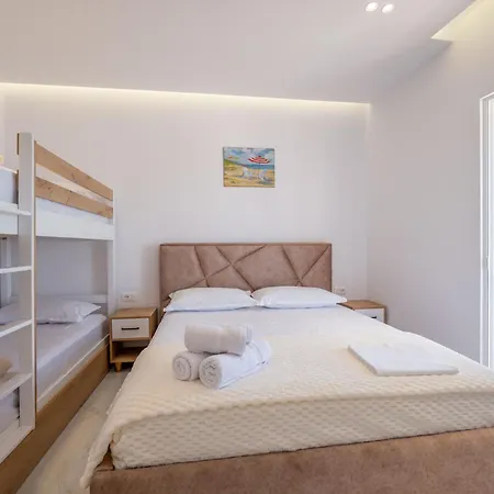Sea Dreams Apartment